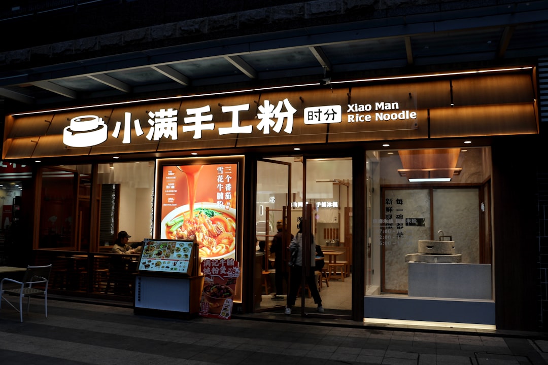 Photo restaurant opening