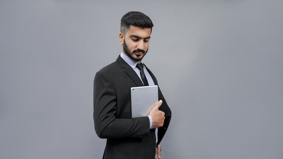 Cum să devii consultant financiar