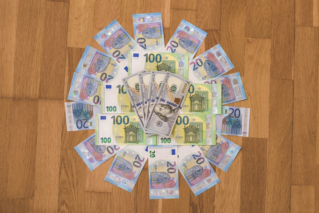 Cum să vinzi pe eBay din România