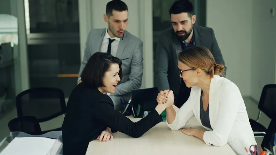 Photo common leadership mistakes